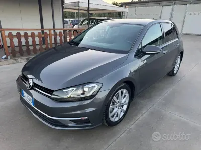 Usata VW Golf VII Executive 116 CV (85 kW) 2020 Grigio Berlina