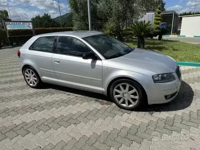 Usata Audi A3 140 CV (102 kW) 2004 Grigio Utilitaria