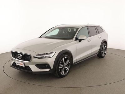 Usata Volvo V60 CC Business Edition 190 CV (139 kW) 2019 Argento Station wagon
