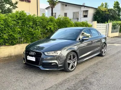 Usata Audi A3 S-Line 180 CV (132 kW) 2015 Grigio Berlina