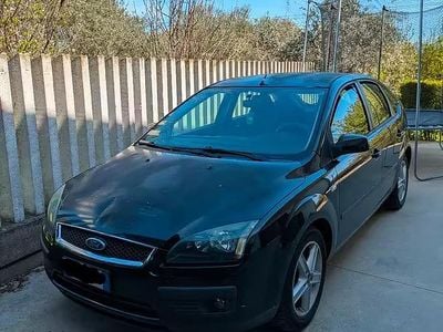 Usata Ford Focus 90 CV (66 kW) 2006 Nero Berlina