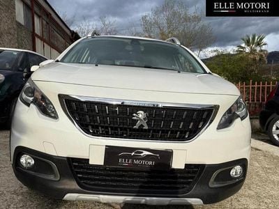 Usata Peugeot 2008 S 101 CV (74 kW) 2019 Bianco SUV