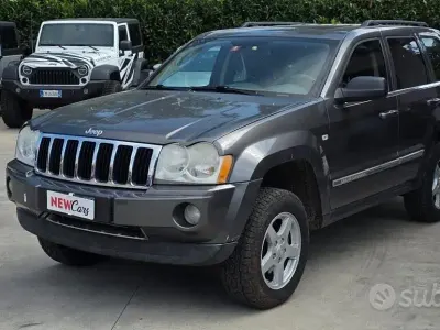 Usata Jeep Grand Cherokee 218 CV (160 kW) 2006 Grigio SUV