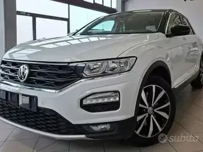 Usata VW T-Roc 116 CV (85 kW) 2020 Bianco SUV