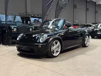 Usata Mini Cooper S Cabriolet 170 CV (125 kW) 2004 Nero Cabrio