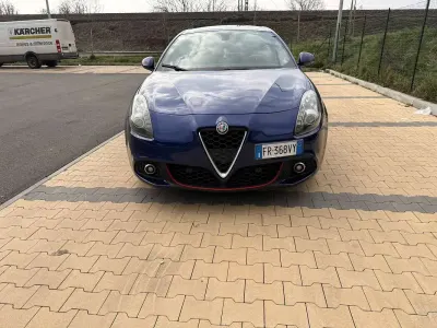 Usata Alfa Romeo Giulietta Quadrifoglio 120 CV (88 kW) 2018 Blu Utilitaria