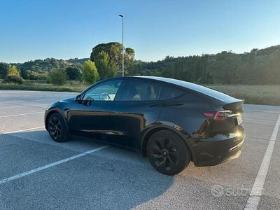 Usata Tesla Model Y RWD 250 kW (340 CV) 2024 Nero SUV