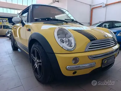 Usata Mini Cooper Coupé 116 CV (85 kW) 2003 Giallo Coupé