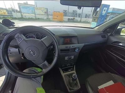 Usata Opel Astra Elegance 120 CV (88 kW) 2005 Station wagon