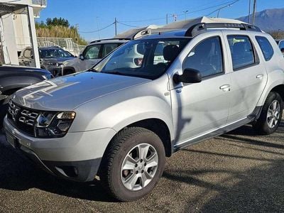 Usata Dacia Duster 90 CV (66 kW) 2016 Argento SUV