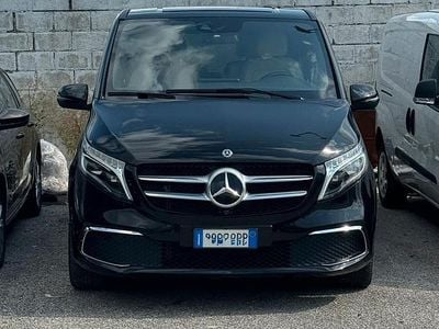 Usata Mercedes V300 2020 Nero Monovolume
