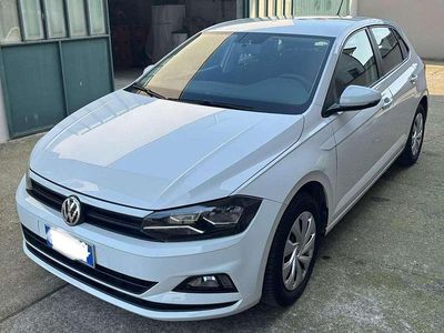 Usata VW Polo Trendline 65 CV (47 kW) 2017 Bianco Berlina