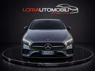 Gebraucht Mercedes A180 116 PS (85 kW) 2018 Grau Limousine