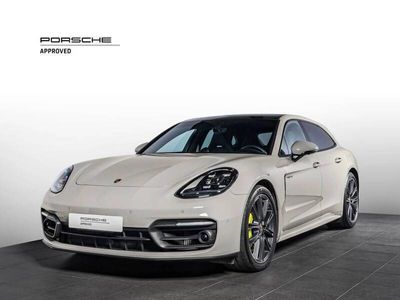 Porsche Panamera 4