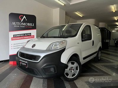 Begagnad Fiat Fiorino 95 HK (69 kW) 2021 Vit Minibuss