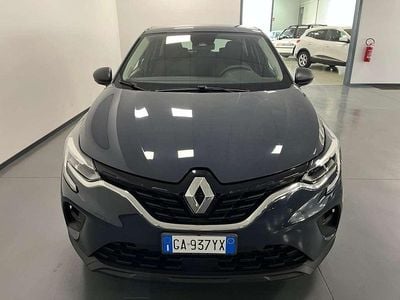 Usata Renault Captur 101 CV (74 kW) 2020 Grigio SUV