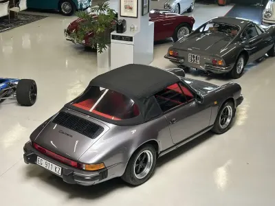 Usata Porsche 911 Carrera Cabriolet 231 CV (169 kW) 1985 Grigio Cabrio