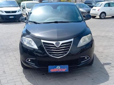 usata Lancia Ypsilon 1.3 MJT 16V 95 CV 5 porte S&S Plati