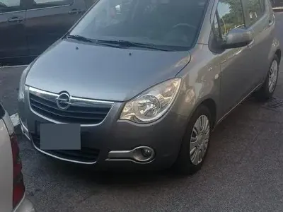 Usata Opel Agila 68 CV (50 kW) 2011 Grigio Utilitaria