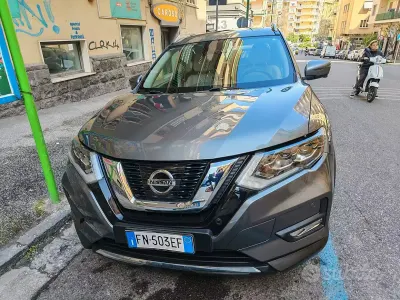 Usata Nissan X-Trail Tekna 131 CV (96 kW) 2017 Grigio SUV