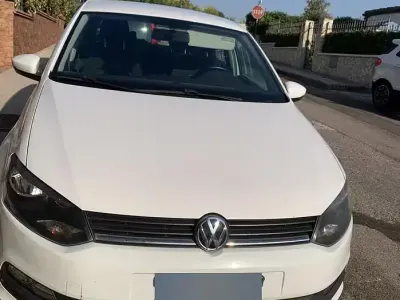 Usata VW Polo 60 CV (44 kW) 2015 Bianco Berlina