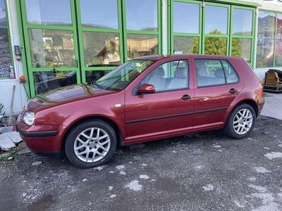 Usata VW Golf IV 102 CV (75 kW) 2002 Bordo' Berlina