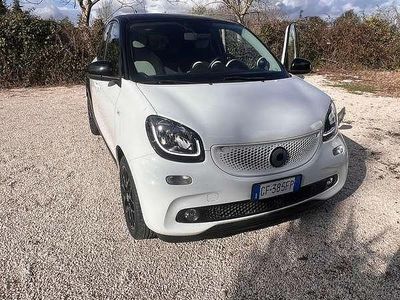 Usata 2015 Smart ForFour Utilitaria | 8500 € (Buon prezzo)