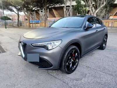 Usata Alfa Romeo Stelvio 190 CV (139 kW) 2019 Grigio SUV