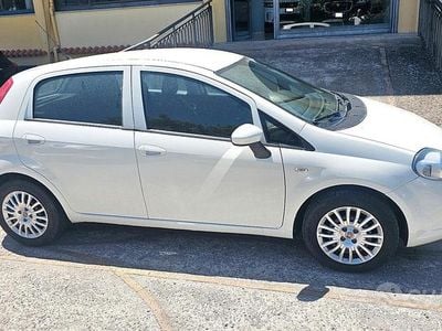 Usata Fiat Punto 95 CV (69 kW) 2017 Bianco Utilitaria