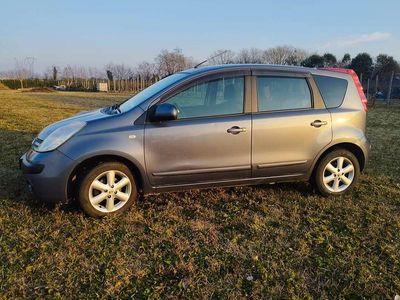 Grigio Usata 2007 Nissan Note Tekna Utilitaria | 2900 € (Buon prezzo)