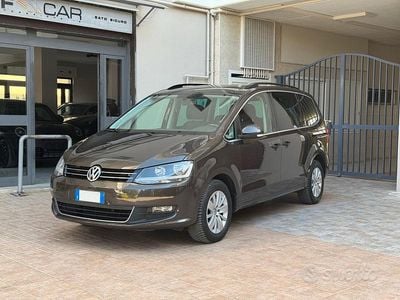 Usata VW Sharan Comfortline 140 CV (102 kW) 2014 Marrone Monovolume