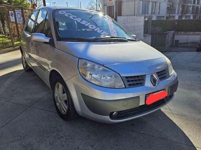 Usata Renault Scénic II Luxe 111 CV (81 kW) 2006 Argento Monovolume
