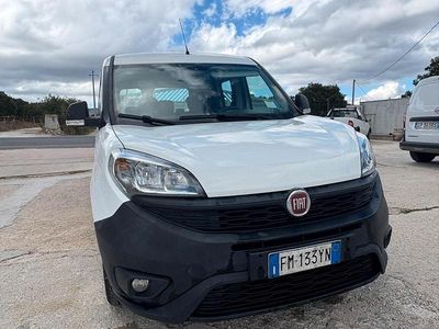 Usata Fiat Doblò 95 CV (69 kW) 2018 Bianco Monovolume