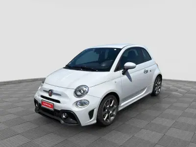 Usata Abarth 595 165 CV (121 kW) 2022 Grigio campovolo Utilitaria