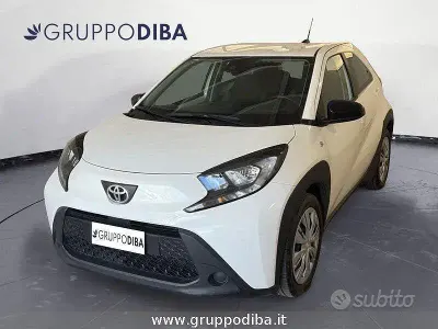 Second-hand Toyota Aygo X Active 72 CP (52 kW) 2022 Alb SUV