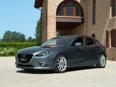Usata Mazda 3 165 CV (121 kW) 2015 Bluazzurro Berlina