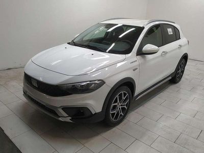 Usata Fiat Tipo Cross 131 CV (96 kW) 2022 Bianco Berlina