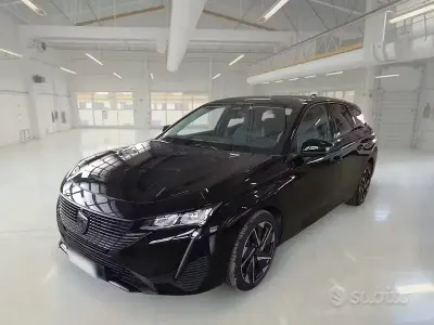 Usata Peugeot 308 SW Allure 130 CV (95 kW) 2022 Nero Station wagon
