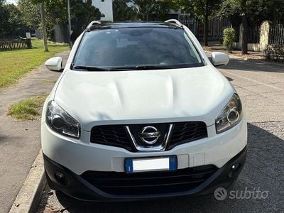 Usata Nissan Qashqai N-TEC 117 CV (86 kW) 2010 Bianco SUV