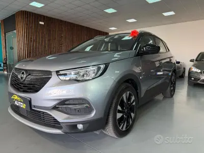 Käytetty Opel Grandland X 131 HP (96 kW) 2021 Harmaa Katumaasturi
