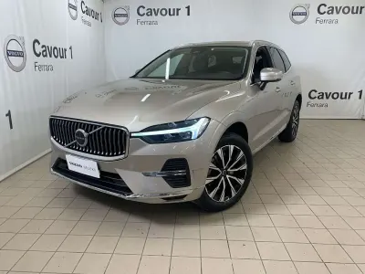 Usata Volvo XC60 Plus 197 CV (144 kW) 2022 Grigio SUV