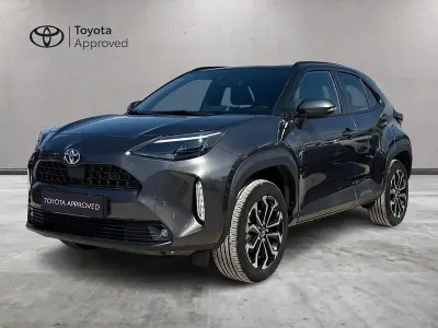 Usata Toyota Yaris Cross Trend 116 CV (85 kW) 2023 Grigio SUV