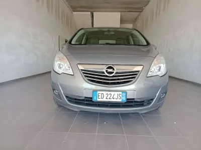 Usata Opel Meriva Cosmo 110 CV (80 kW) 2010 Grigio Monovolume