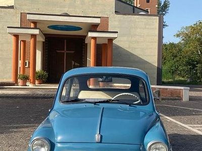 Usata Fiat 600D 1950 Blu Utilitaria