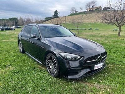 Usata Mercedes C300e Premium 265 CV (194 kW) 2022 Nero Station wagon