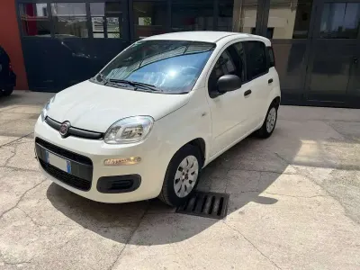Usata Fiat Panda Pop 69 CV (50 kW) 2020 Other Utilitaria