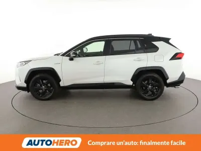 Begagnad Toyota RAV4 Hybrid Style 178 HK (130 kW) 2019 Vit SUV