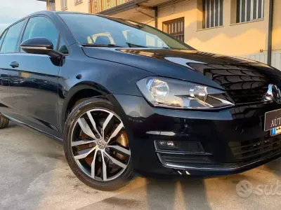 Usata VW Golf VII Highline 110 CV (80 kW) 2015 Nero Berlina