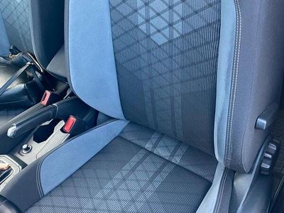 Begagnad VW Taigo R-line 150 HK (110 kW) 2023 Svart SUV