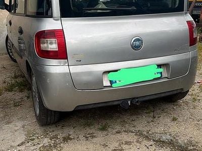 Käytetty Fiat Multipla 120 HP (88 kW) 2004 Harmaa Tila-auto